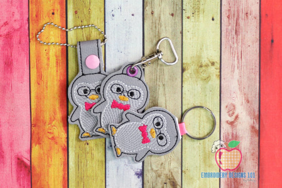 Adorable Winter Penguin ITH KeyFob Snaptab